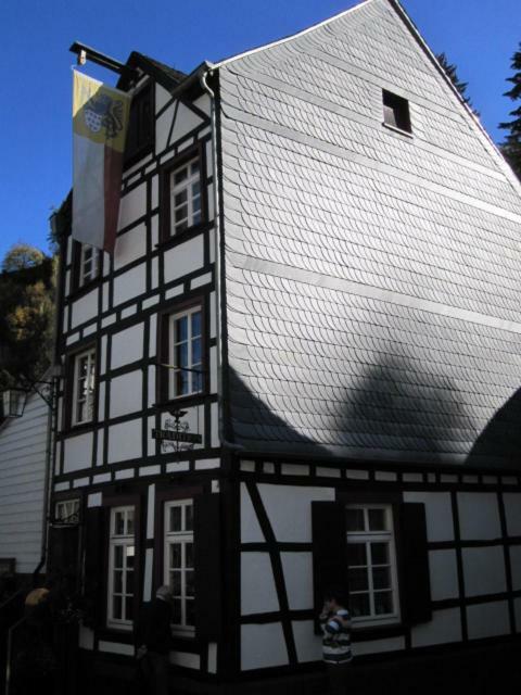 Haus Tradition Monschau 2 Kültér fotó